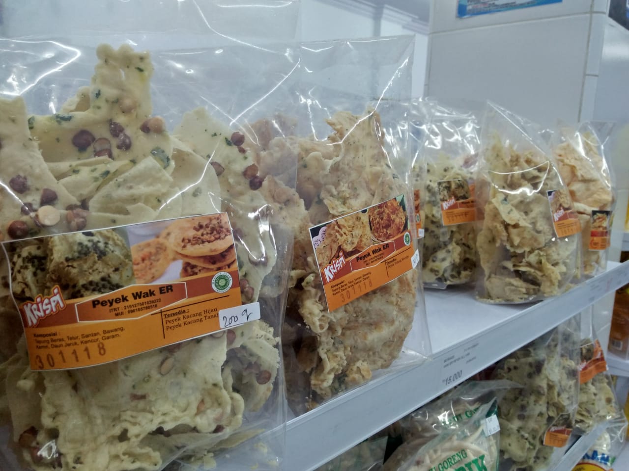 Ditantang Akademisi USU, Ernawati Sukses Buat Kulit Ubi Kayu Jadi Cemilan Enak